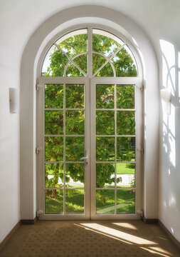 Window, door to the garden.