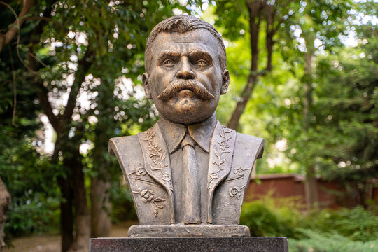 Emiliano Zapata bust statue in the park in Şişli district of Istanbul. Emiliano Zapata Salazar was a Mexican revolutionary. Istanbul, Turkey - June 20, 2023.