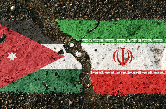 On the pavement are images of the flags of Jordan and Iran, as a symbol of confrontation.