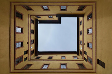 Fototapeta premium inner space inside a block in northern Italy 