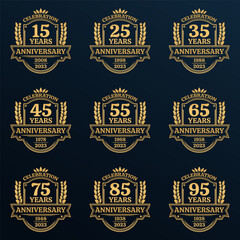 Obraz premium 15, 25, 35, 45, 55, 65, 75, 85, 95 years anniversary icon or logo. Vintage birthday banner design with laurel wreath. Anniversary celebration badge or label collection. Vector illustration.