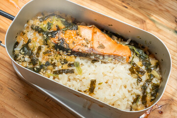 メスティンでごはん　Camping food made military outdoor 