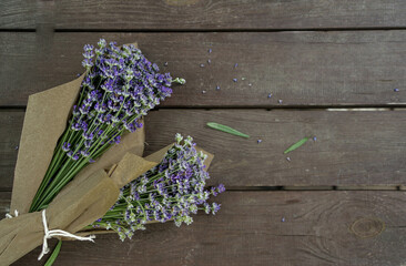 Lavender purple bunches on the wooden table