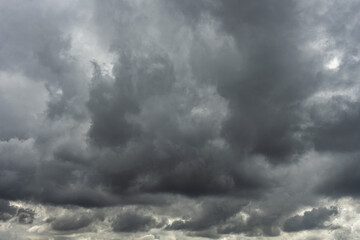 Obraz premium a landscape of the sky with black storm clouds