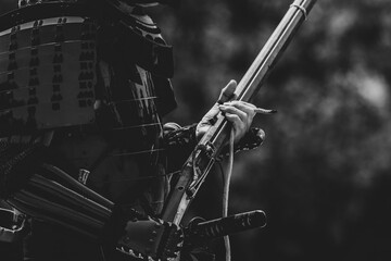 火縄銃を持った鎧武者（Armoured samurai with matchlock gun）