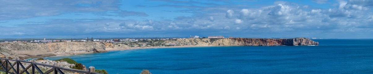 Fototapeta na wymiar Algarve coast outside Lagos, Portugal. Portuguese beaches and shores.
