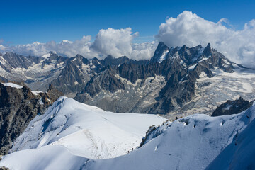 Mont Blanc, Grandes Jorasses, Francia, Italia, Suiza, Alpes, Montañas, Nieve, Cumbres