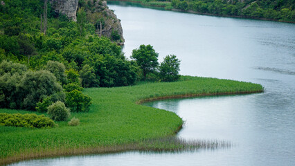 Fototapeta premium scenic gree nlandscape in krka