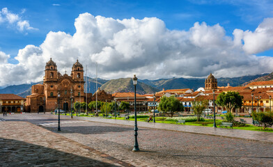 Plaza de Armas in the Old town of Cusco city, Peru - obrazy, fototapety, plakaty