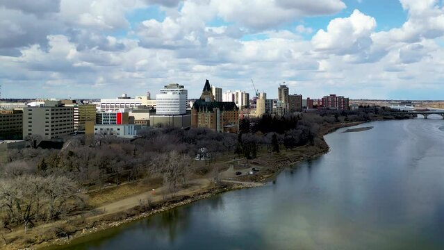 Aerial view of the downtown area of Saskatoon, Saskatchewan, Canada. Reveal of Marriott Bessborough Hotel in the middle of Downtown Saskatoon, Saskatchewan, Canada