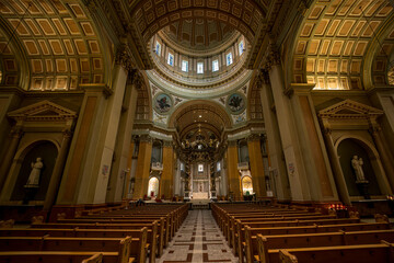 Fototapeta na wymiar Montreal, Mary Queen of the World Cathedral Interior 