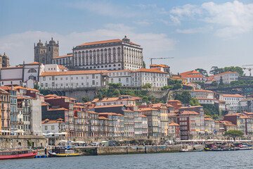 vue du Douro, de la vieille ville de Porto (Portugal)