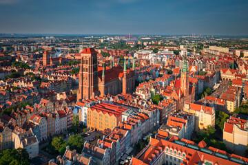 Fototapeta na wymiar Beautiful architecture of the Main Town of Gdansk at summer, Poland