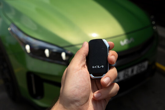 Kia Xceed is a compact crossover SUV manufactured by Kia Motors. It has wireless car key technology.