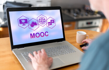 Fototapeta na wymiar Mooc concept on a laptop