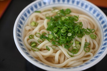 かけうどん
