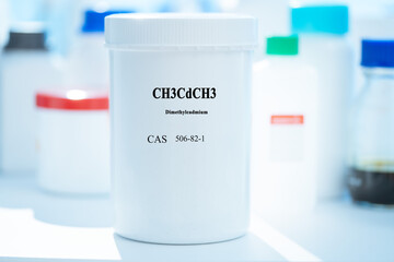 CH3CdCH3 dimethylcadmium CAS 506-82-1 chemical substance in white plastic laboratory packaging