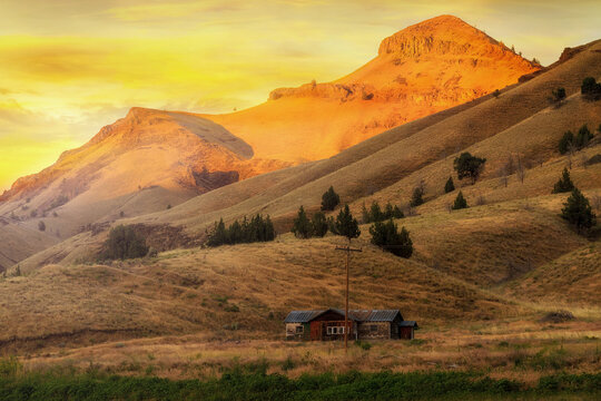 House on the farm in Antelope Central Oregon during sunrise