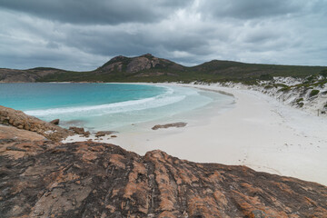 Fototapeta na wymiar White beach of Thistle Cove on an overcast day, one of the most beautiful places in the Cape Le Grand National Park, Western Australia