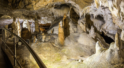 Fototapeta na wymiar Details within Harmanec Cave in Kremnica Mountains, Slovakia