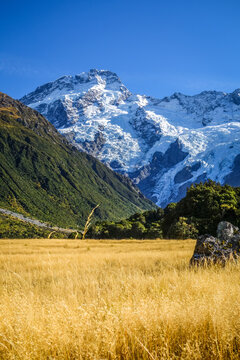 Mount Cook valley alpine landscape, New Zealand