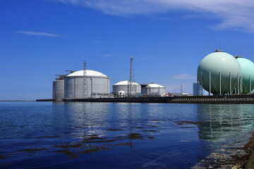 北海道石狩湾新港中央埠頭のLNG基地