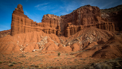 Fototapeta premium Chimney Rock | Capitol Reef National Park, Utah, USA