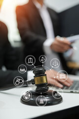 judge on wooden table And experienced lawyers meet with clients and give advice behind the scenes. legal services legal consulting concept