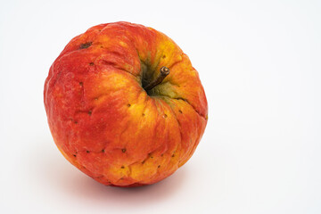Schrumpeliger Apfel