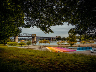 Obraz premium View of Burrard Bridge and English Bay Beach in Vancouver, Canada