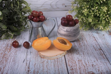 apricot gooseberry fruit