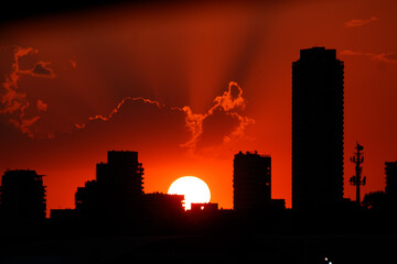 Fototapeta na wymiar city skyline at sunset