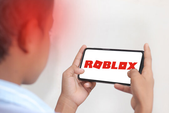 How to Draw the Roblox Logo 