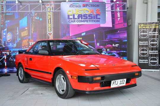 Toyota ae86 trueno at Manila International Auto Show in Pasay, Philippines