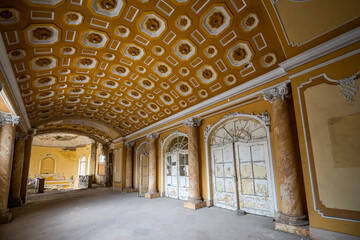 Lost in Time: The Abandoned Red Theater of Hungary, a Haunting Relic in European History