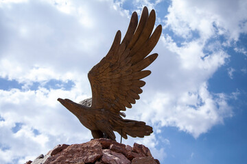 Fototapeta na wymiar the eagle statue in central asia