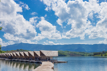 Obraz premium lake and mountains