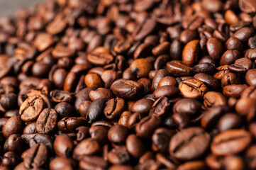 Kaffeebohnen als Textur isoliert