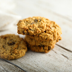 Oatmeal cookies with hazelnut and raisins