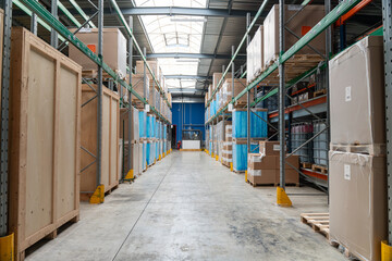 entrepôt logistique de stockage