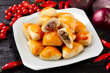 Arabian esfiha, esfirra Brazilian snack