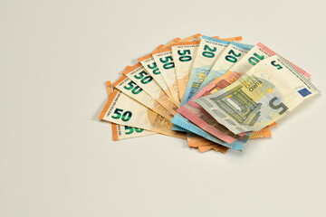 dinero en efectivo billetes de euros  
