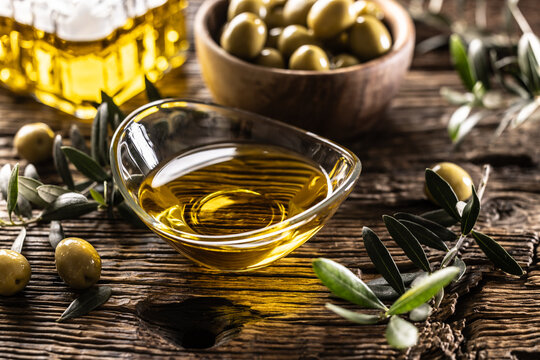 Virgin oil made from green olives which were grown in Spain, Italy and Greek