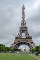 Fototapeta na wymiar View of the Eiffel Tower in Paris, France