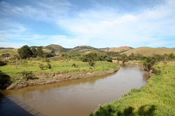 Rio Paraitinga em Lagoinha-SP