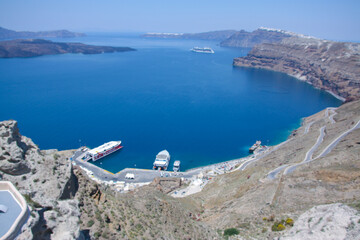 Fototapeta na wymiar old port Santorini and caldera Greece
