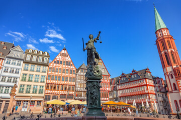 Old town square Romerberg in Frankfurt - 616546077