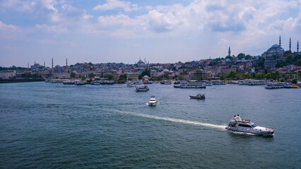 Fototapeta na wymiar Galata Tower golden horn and mosque in Istanbul