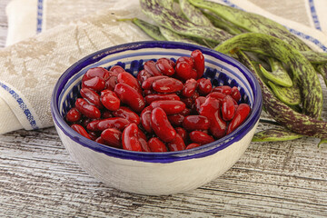 Baked red canned bean in the bowl