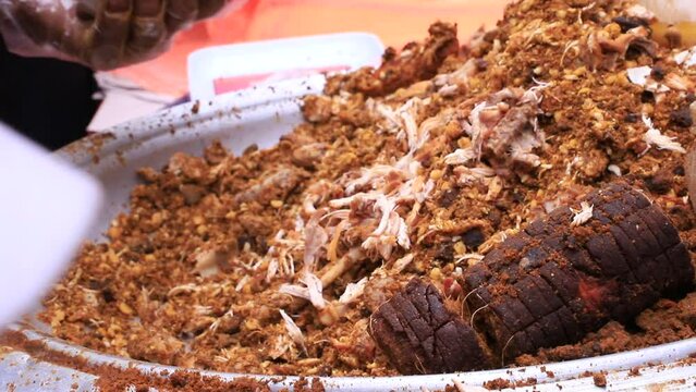 Boro baper polay khay thonga bhoira loia jae, 12 Item Mix Special Iftar Masala - Street Food, chawkbazar, Dhaka-Bangladesh